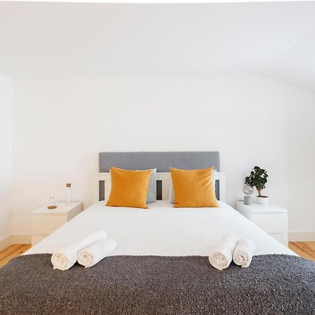 Suite In Cozy Apartment In Chiado In Shared House Lisboa Екстериор снимка