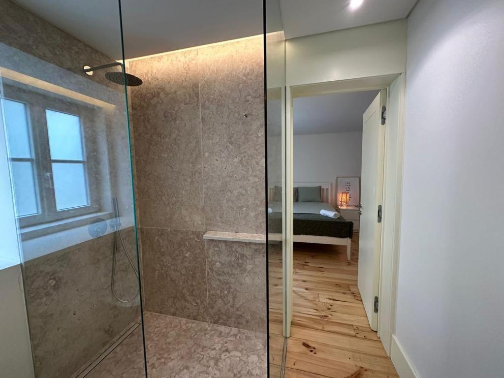 Suite In Cozy Apartment In Chiado In Shared House Lisboa Екстериор снимка